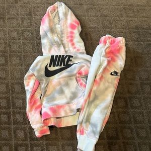 Nike • Pink Tie Dye Hoodie & Sweatpants Set • girls 4